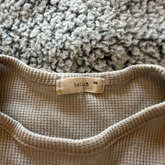 Bella B one piece baby outfit brown 6 months good condition - Picture 3 of 4